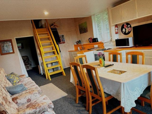 Apartament Country Retreat Cooks Beach Zewnętrze zdjęcie
